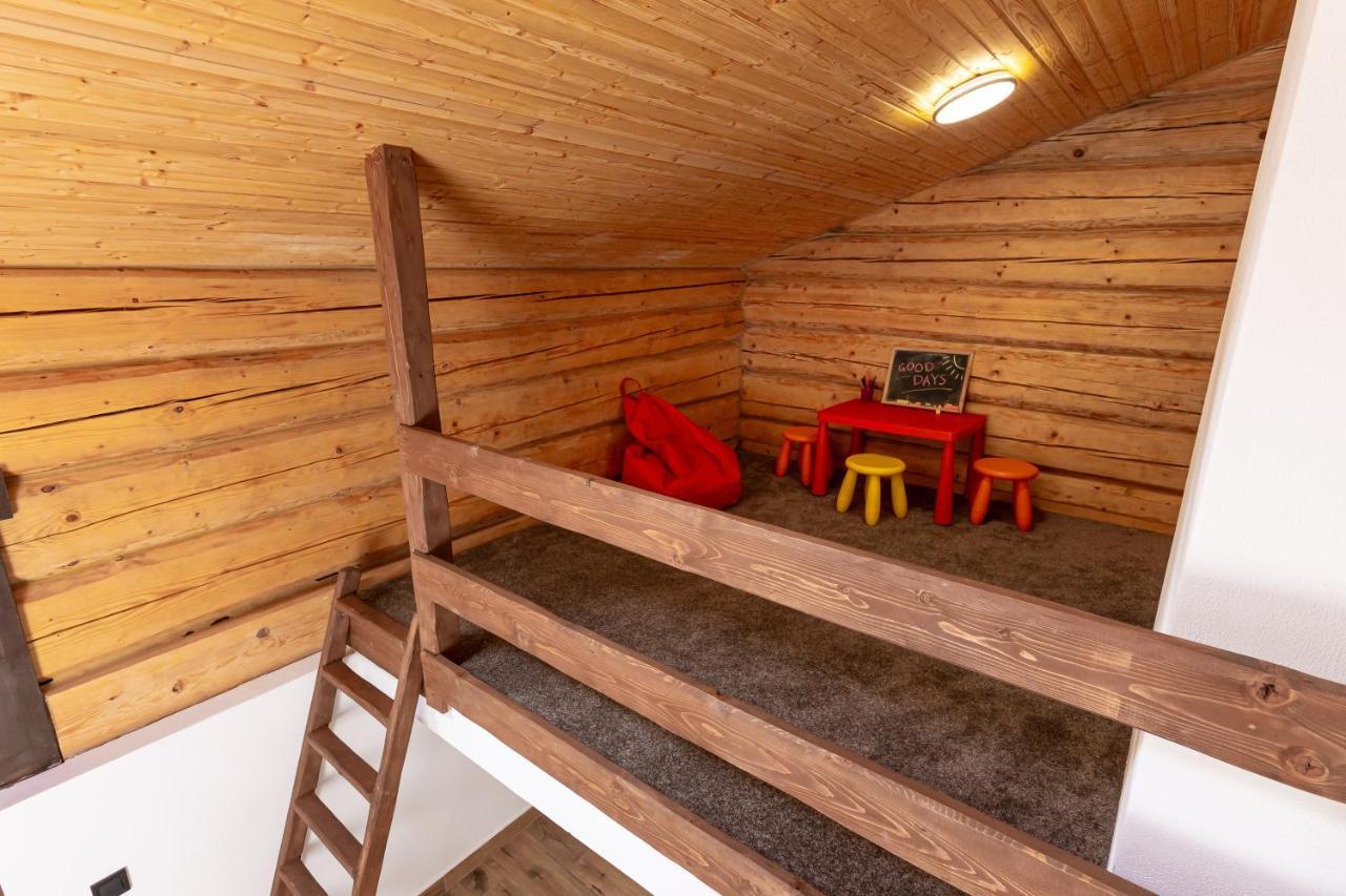 GOOD DAYS Shale Resort 4 км до Буковеля Jablunyzja Exterior foto