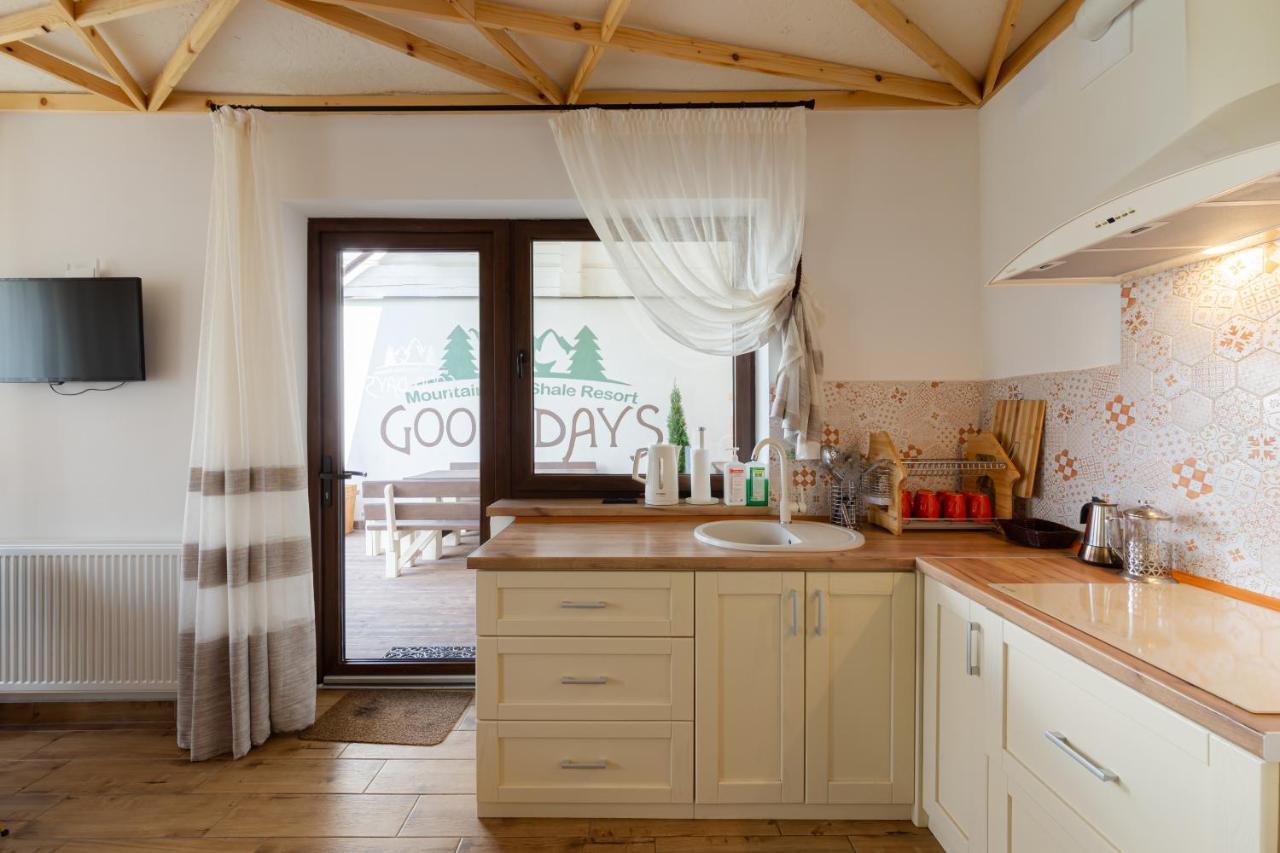 GOOD DAYS Shale Resort 4 км до Буковеля Jablunyzja Exterior foto